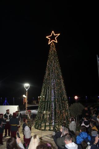 xristougeniatiko_dentro_2023_xalkoutsi